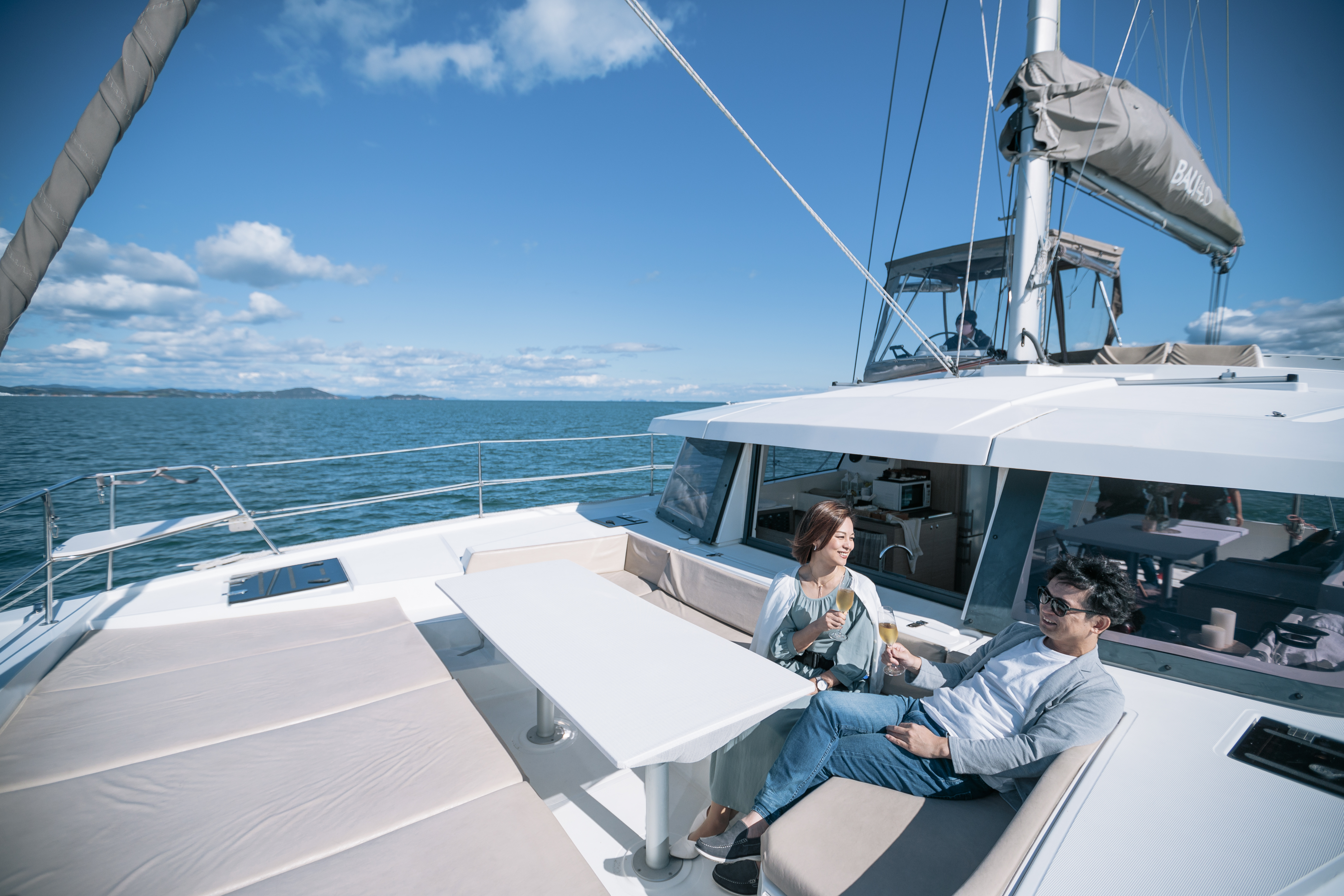 プライベートヨットで瀬戸内海の多島美を満喫　「ランチ・サンセットクルーズ」