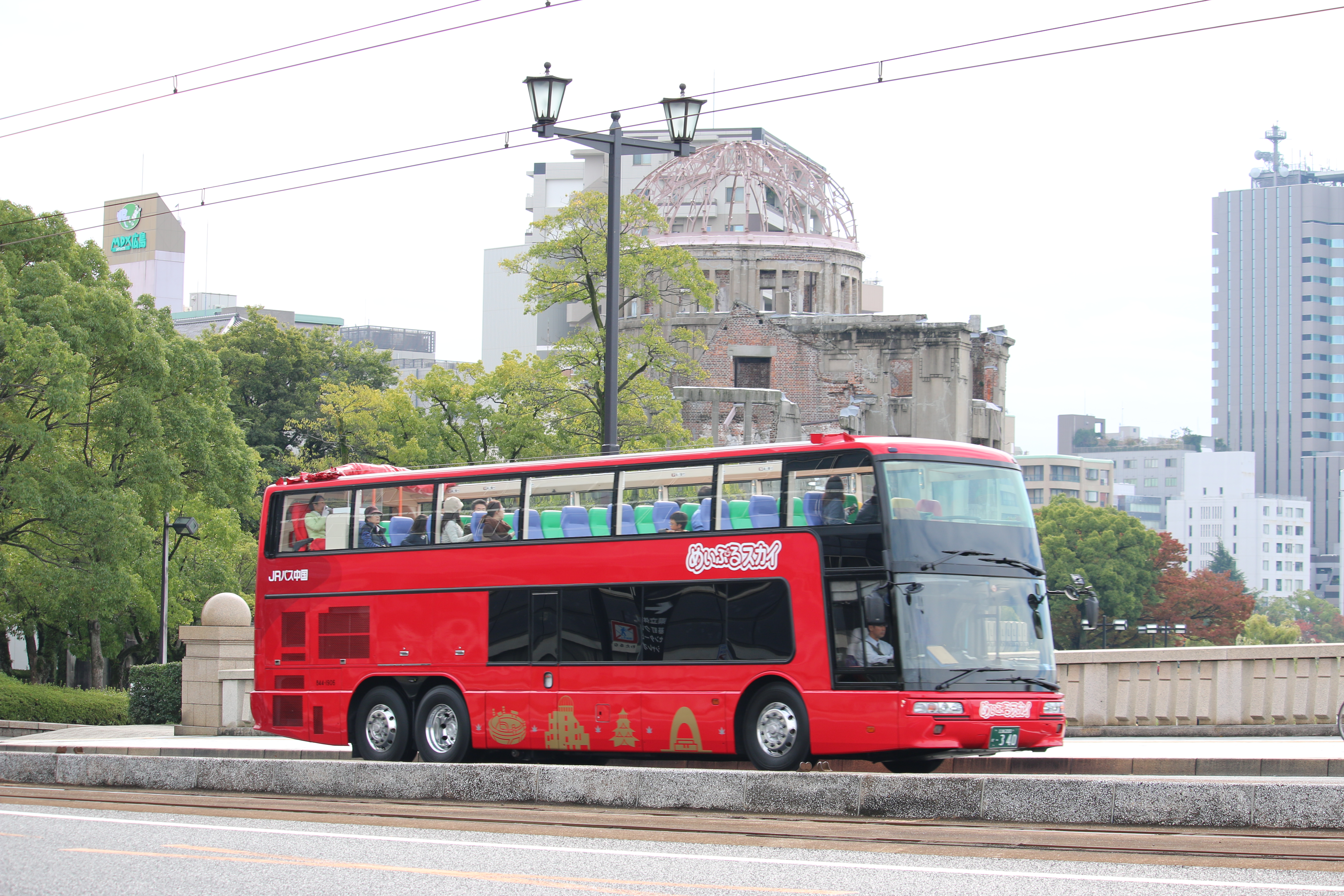 岡山初！オープントップバスで行く犬島への旅　～瀬戸内交際芸術祭開催中～　